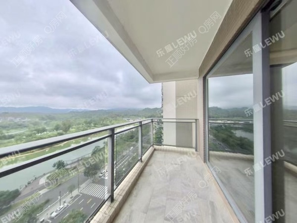 bd7a05dc3c835afe6e59ba71f498c5ef