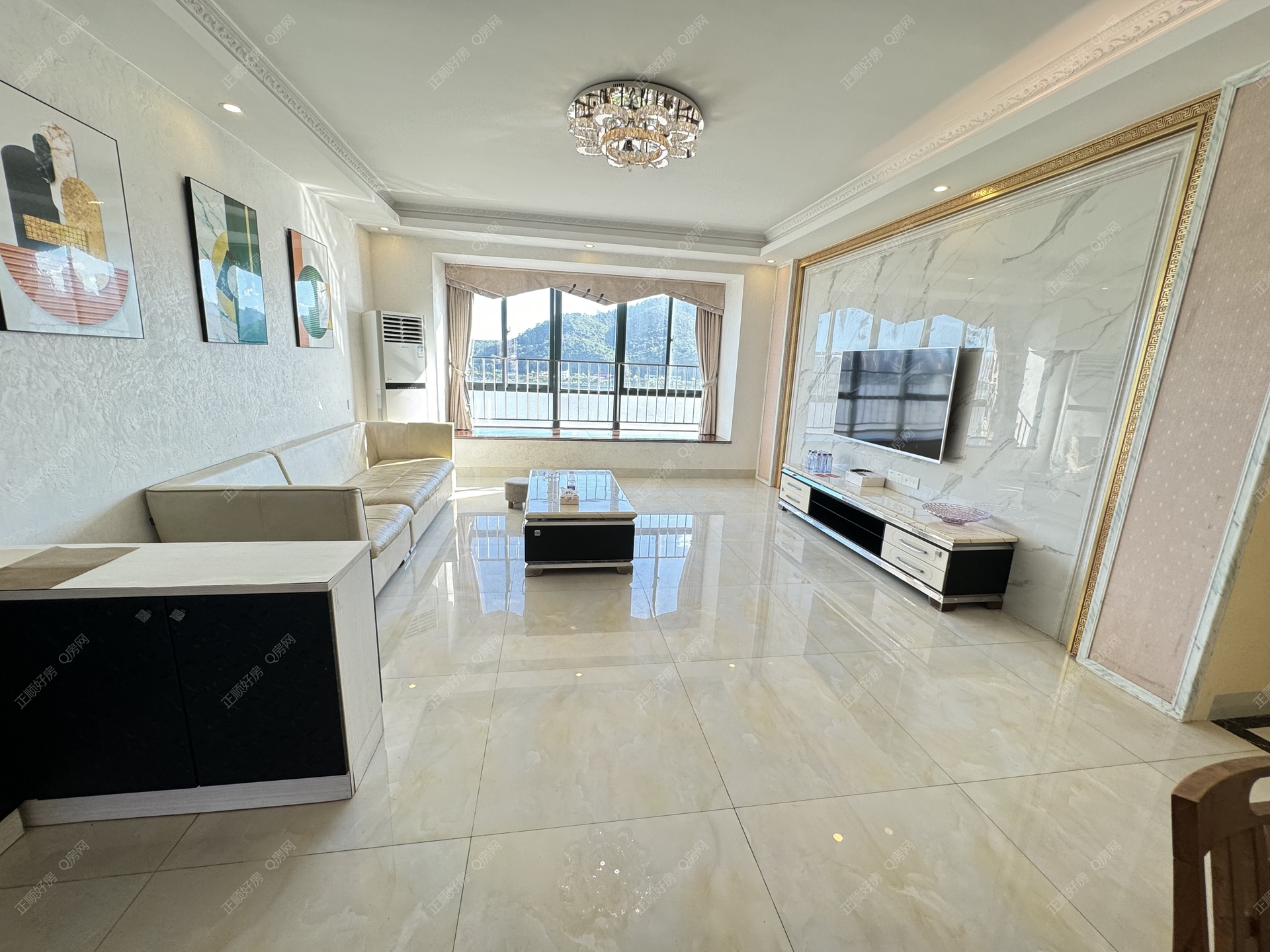 碧海雅苑 3房2厅2卫 高档 131.18平