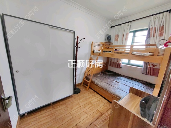 次卧