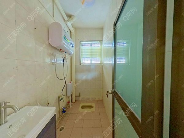 卫生间-rm3Yq5Oi-0.jpg1811266