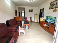 house_img