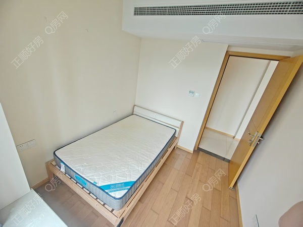 5d0b0f93b7cd58acaa8f772e18a45130