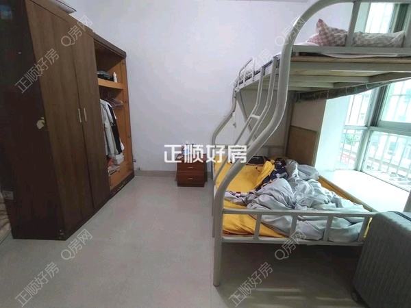 次卧