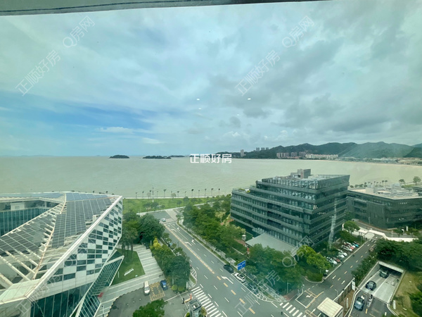 VR看房