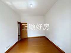 次卧