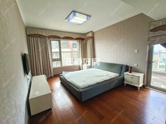 主卧1704669
