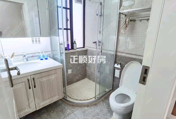 卫生间136528987
