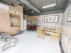 南面房