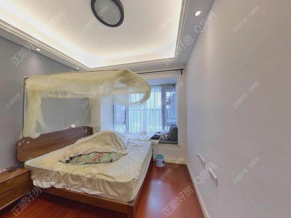 卧室1815717888