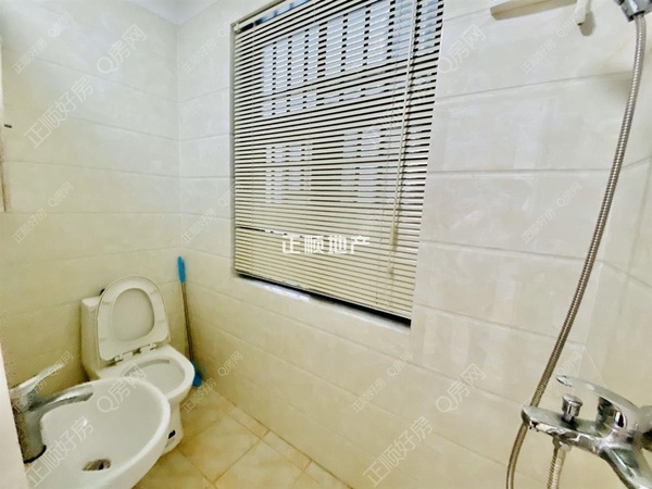 卫生间1009198