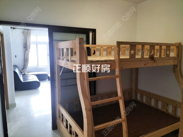 次卧