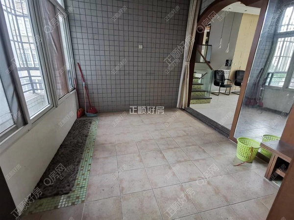 1aed027a9010488d8462cee58af6e068