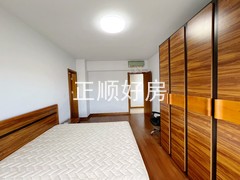 主卧