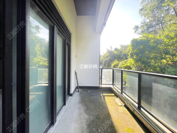 三楼北向阳台