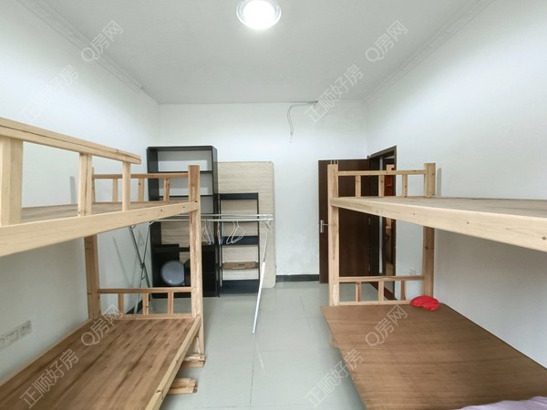 主卧