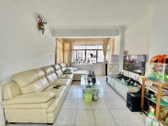 house_img