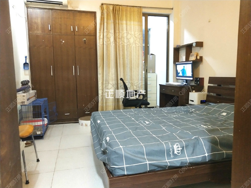 前山沃尔玛旁，华业香庄电梯精装公寓， 近学校好出租，高回报