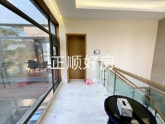 三楼走廊