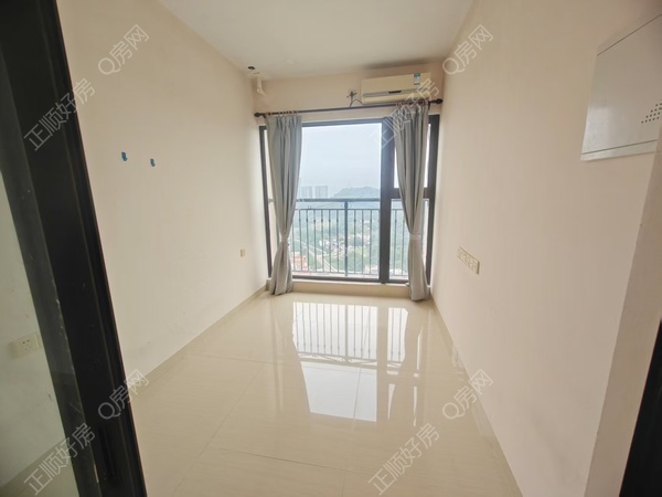 dc878b73af1f147a008db33a801d2e28