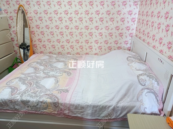 次卧