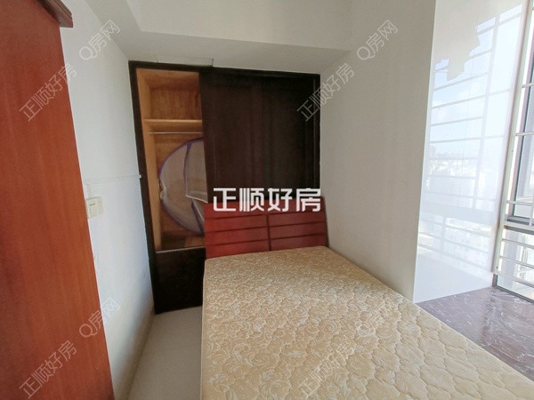 次卧