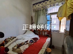 次卧