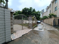 大门