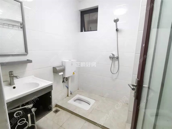 s545F5F6196AC4FBB90D15E48155E5244.jpg1318124