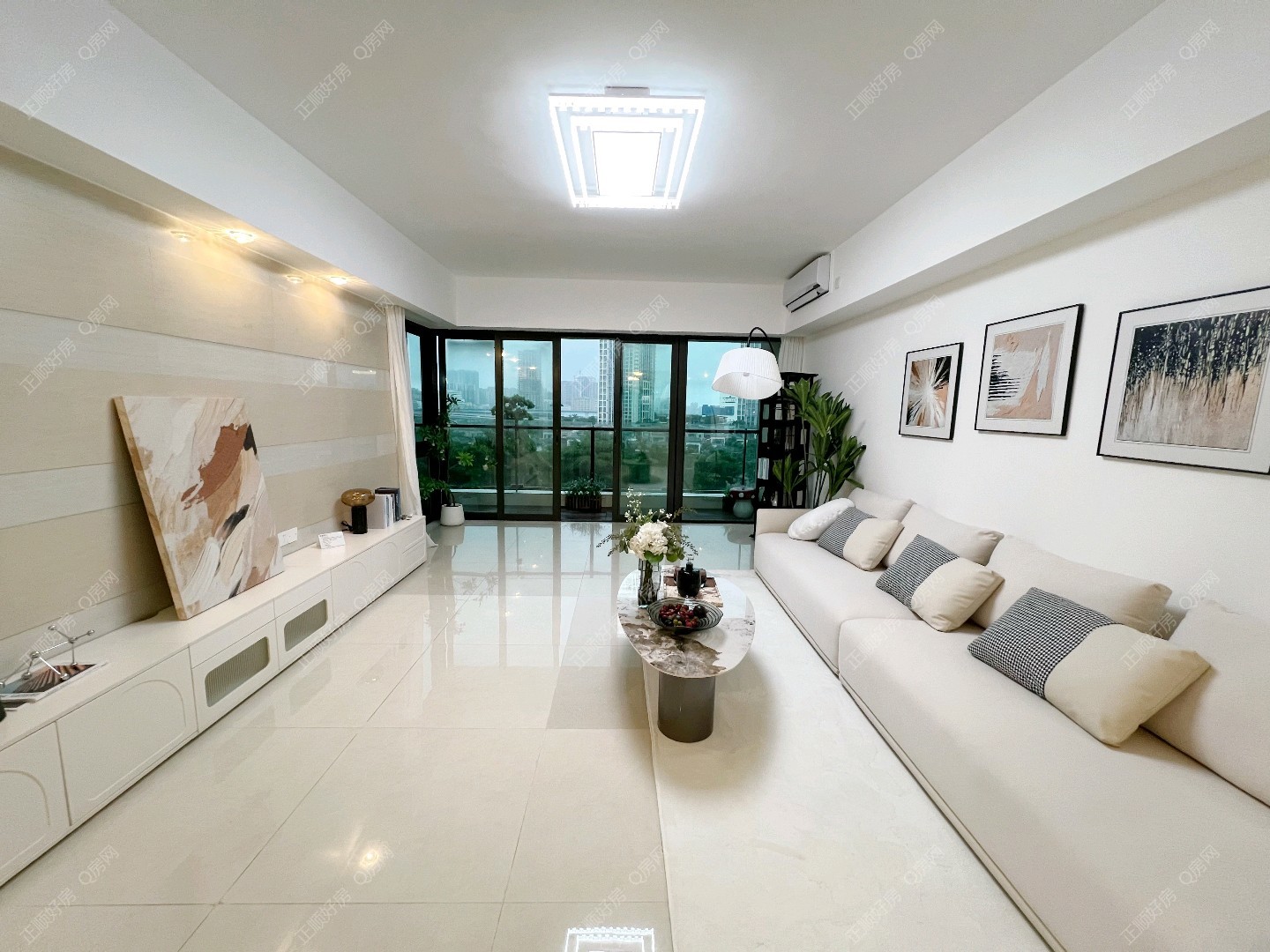 华发世纪城二期 4房2厅2卫 精装 163.94平