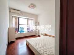 次卧