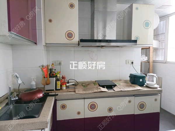 厨房