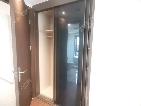 VR看房