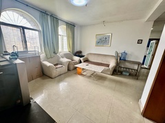 house_img