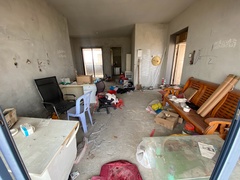 house_img
