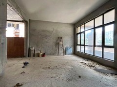 house_img