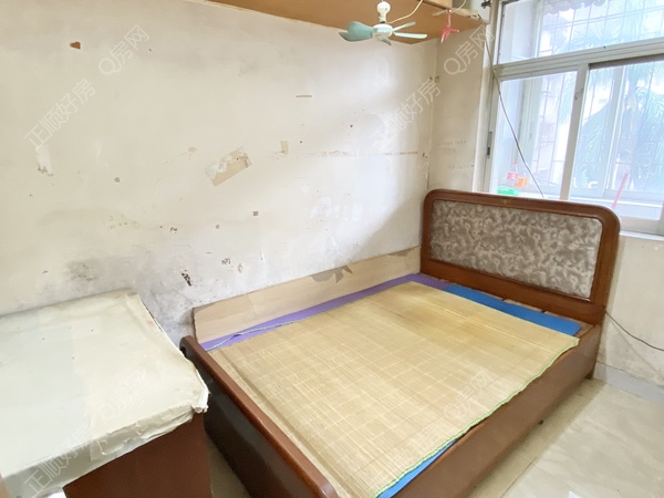 efc570adfdc406db249a1248b16d8a3