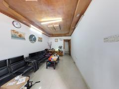 house_img