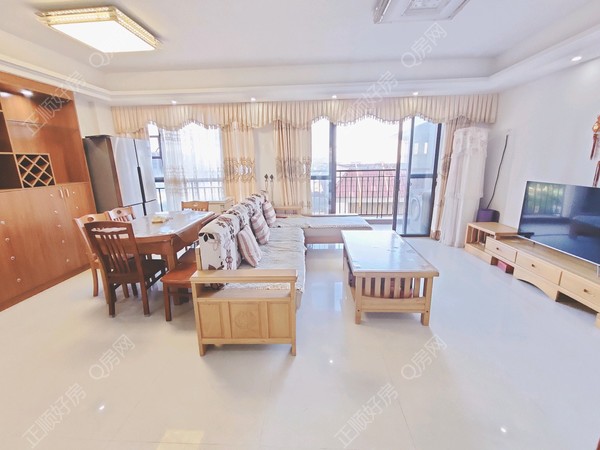 VR看房