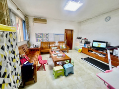 house_img