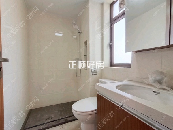 21092112093309A22CE9EA334F8EBEBC