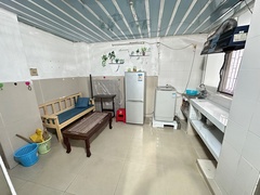 house_img