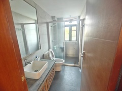 3042503878ede8e33a5f7ac6048c19bd