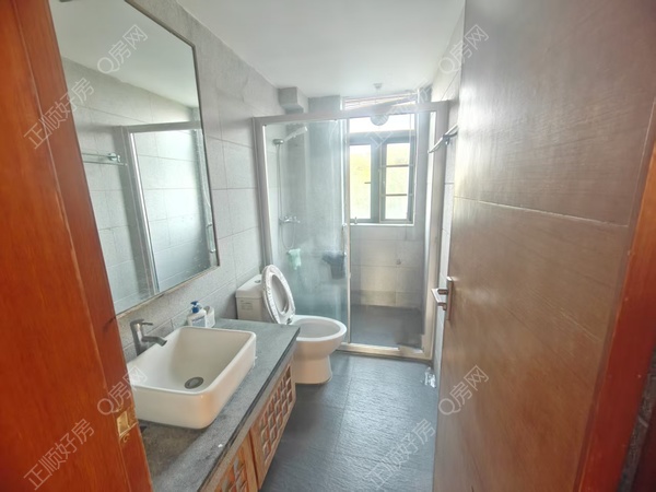 3042503878ede8e33a5f7ac6048c19bd