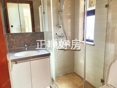 efb37db9499c47188b7a6a13155db258