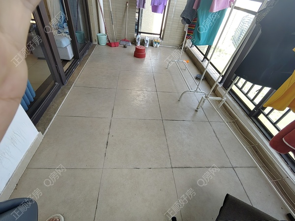 42511631c59bd08691785cf3bcae443