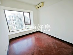 次卧