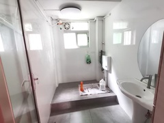 74a13e88076adafeac57cc43a6cd8c9e