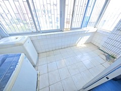 house_img