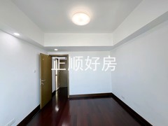次卧