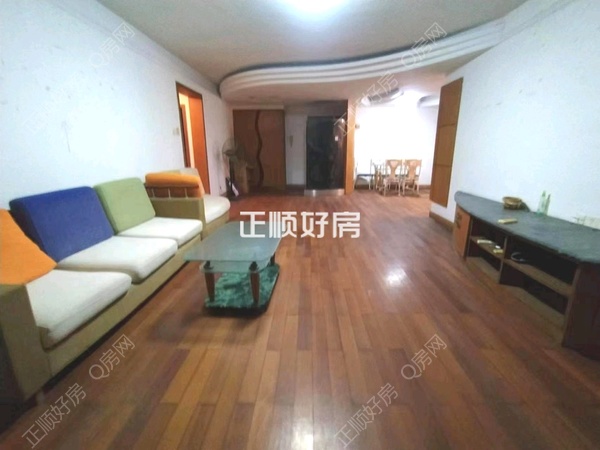 客厅